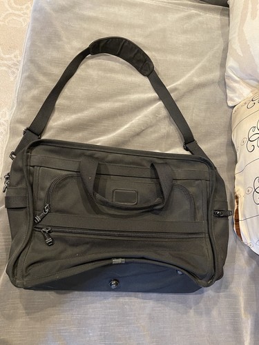 Maletín TUMI negro vintage de nailon balístico con funda de equipaje - Imagen 11 de 12
