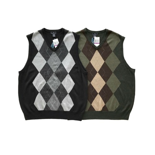 NWT Dockers 2 Argyle Sweater Vests 