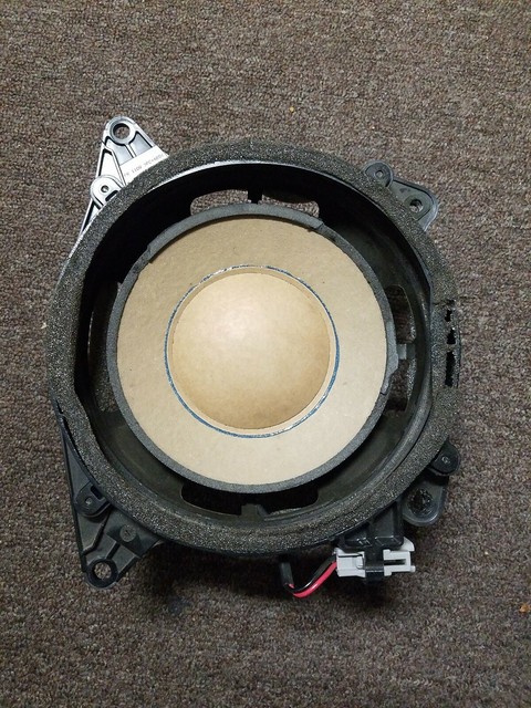 lexus ls430 subwoofer