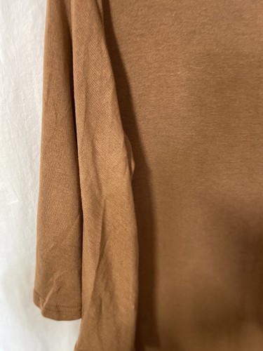 NWOT Women's Amaryllis Knit Shirt Size S Boat Neck Angel Sleeves Brown - Picture 2 of 5