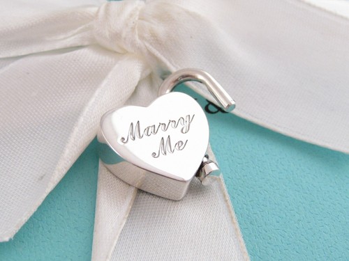 TIFFANY & CO SILVER MARRY ME HEART PADLOCK CHARM PENDANT - Picture 2 of 5