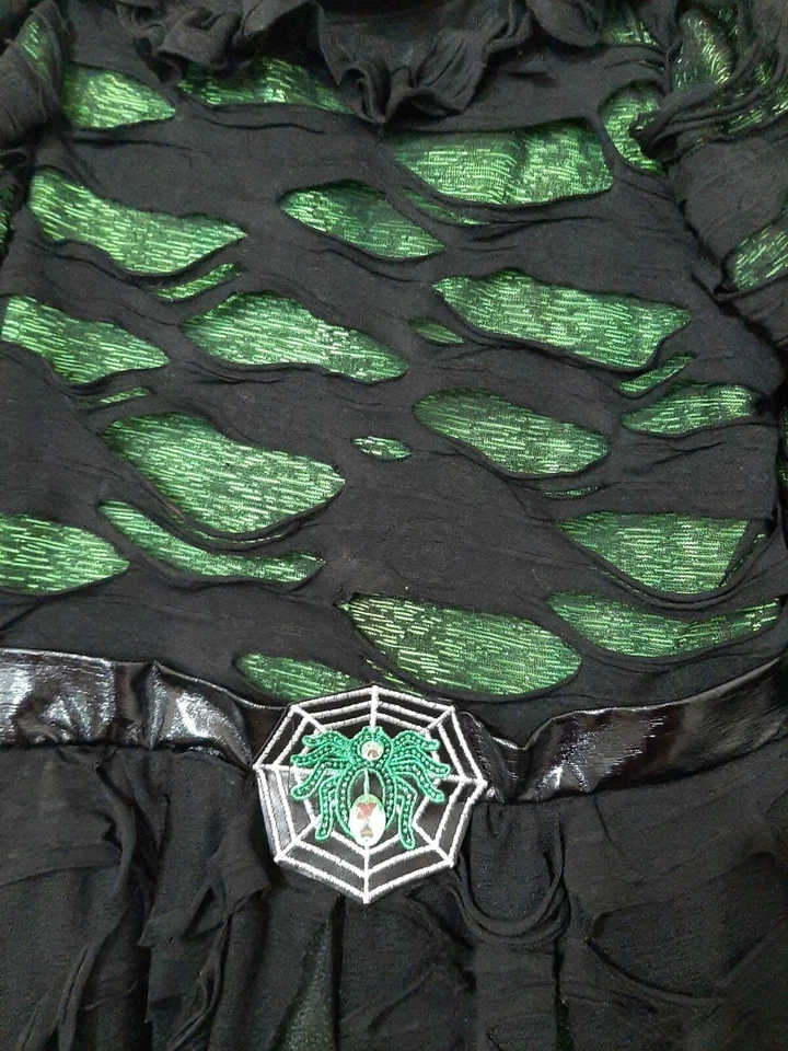 VESTIDO BRUJAS ASUSTADAS, DISFRAZ, NIÑAS M (10/12) VERDE Y NEGRO CON CINTURÓN ARAÑA Foto 2 de 4