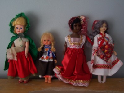 old dolls with blinking eyes