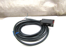 Omron E3T-AT11-L Photoelectric Senor Switch