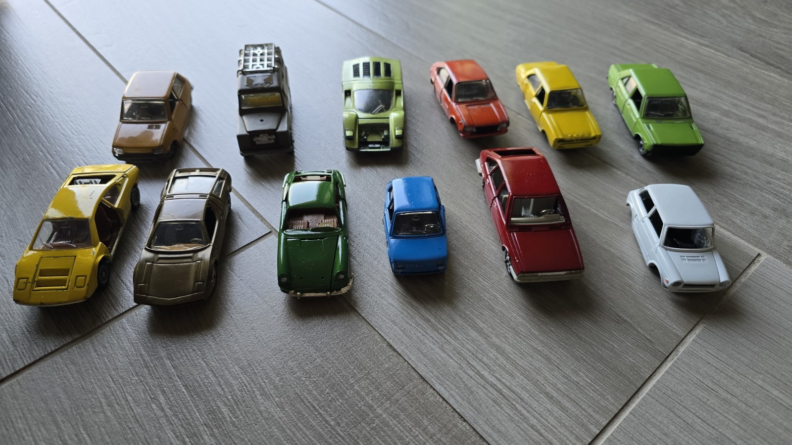 Mebetoys lotto Di 12 Modellini, Vintage