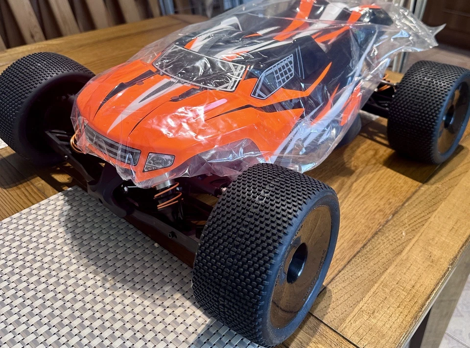 New Hobao hyper ss vs 1/8 Truggy Nitro Rc Car Buggy kyosho arrma hpi truck losi  - Image 2 of 4