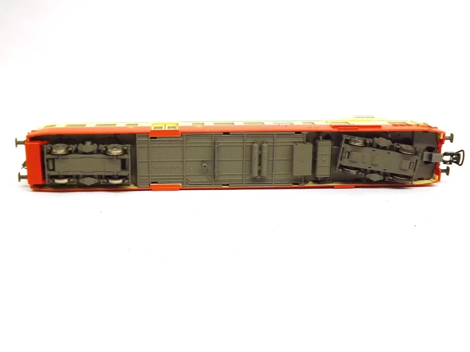 LS Models 10119S SNCF Triebwagen XBD 3943 rot & creme DCC Sound (HO Scale) boxed - Bild 3 von 4