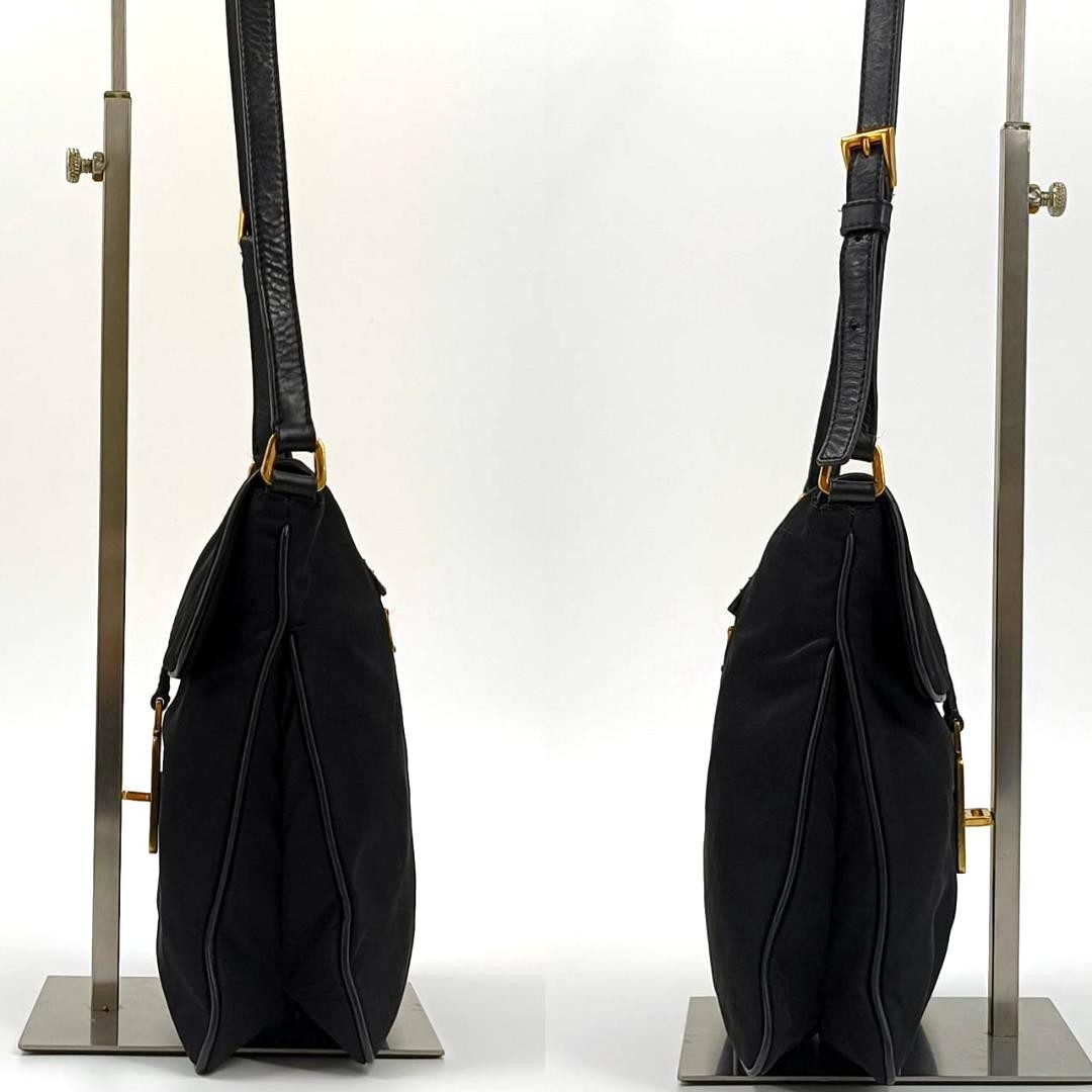 Rare PRADA Mini Shoulder Turn Lock Triangle Logo Nylon Leather Hardware Black thumbnail 5