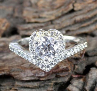 1.09 Ct Certified Heart Shape Round White Diamond Solitaire Women Birthday Ring