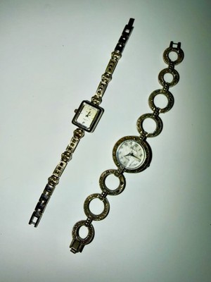 2 Women s Silver Tone Bracelet Watches Geneva Platinum + Rectangular Watch AS IS