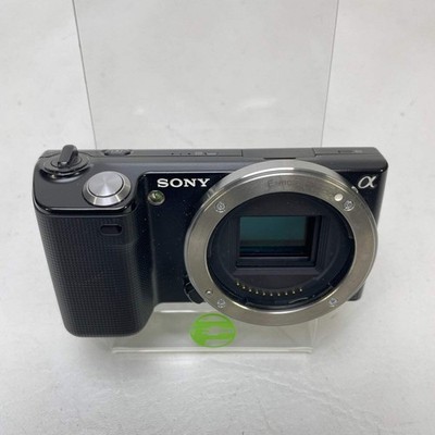 Sony Alpha NEX-5 14.2MP Mirrorless Interchangeable Lens Digital Camera Black