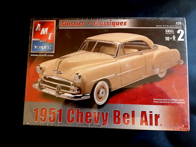 Model Kit 1951 Chevrolet Bel Air AMT Classics 1:25
