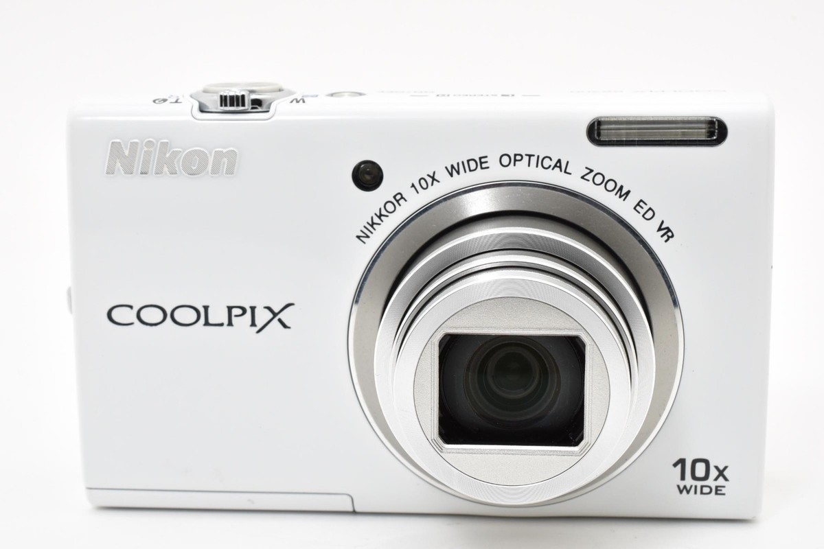 Nikon Coolpix S6200 16.0MP 10x Optical Zoom Digital Camera White