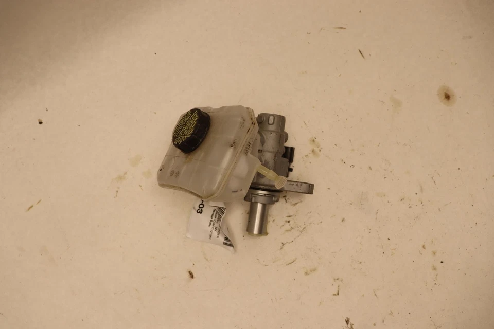 Audi SQ5 Q5 2018-2021 cilindro maestro de freno eléctrico con tanque OEM Foto 3 de 4