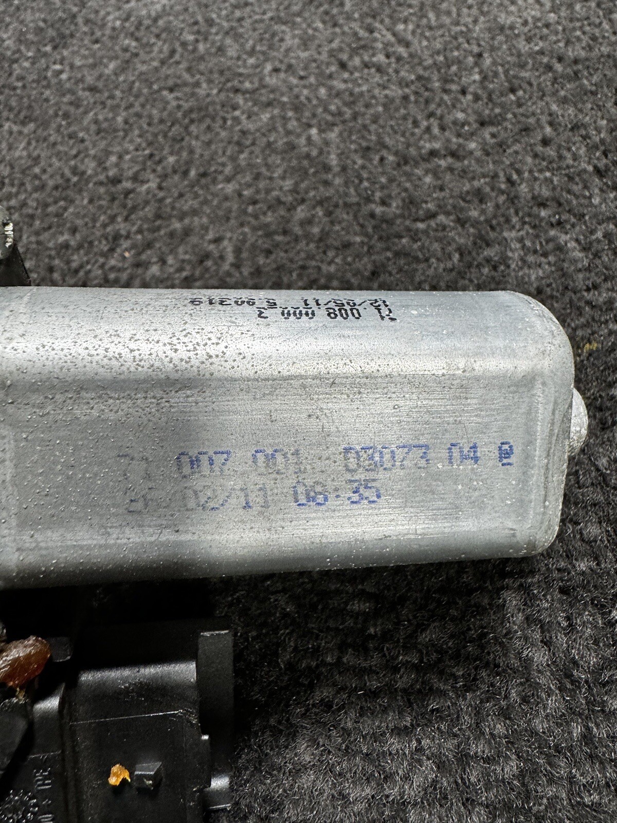 2010-2014 Ferrari California Rear Right Passenger Quarter Window Motor OEM