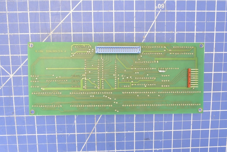 C1067603 / PCB DISPLAY AND KEYPAD DRIVER ASSY / VERTEQ Foto 3 de 4