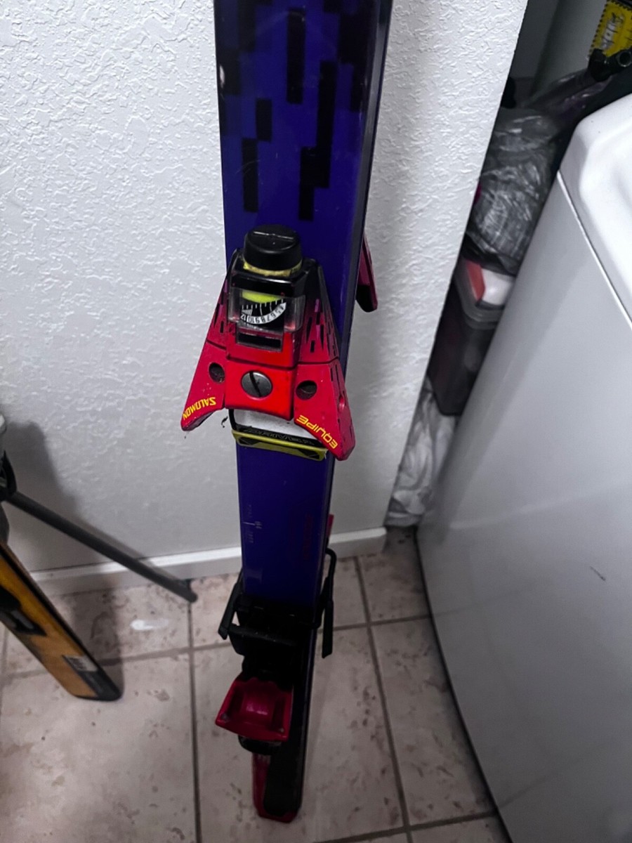 Salomon 9E25 Equipe 9000 Skis with Vintage 877 Bindings Salomon 9E25 Equipe 9000 Skis with Vintage 877 Bindings