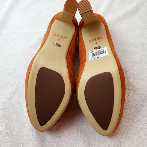 Tony Bianco Saddle Suede Strap Bangle Heels Size 9.5 Tan Brown Work Party BNIB - Picture 10 of 13