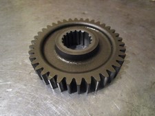 Pignon de transmission primaire Honda NTV 650 REVERE RC33 NTV650