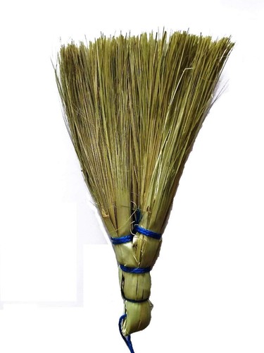 Mini Khajur Blatt Jihadu zur Reinigung Pooja Zimmer (1er Pack) - Bild 4 von 4
