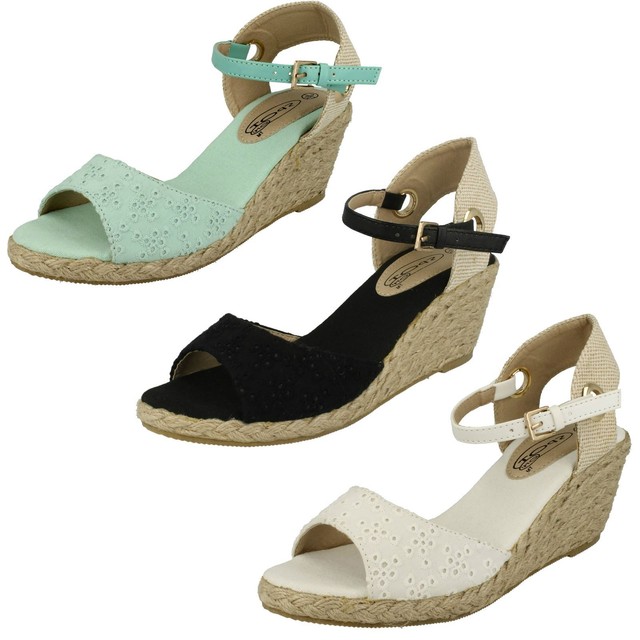 low wedge sandals uk