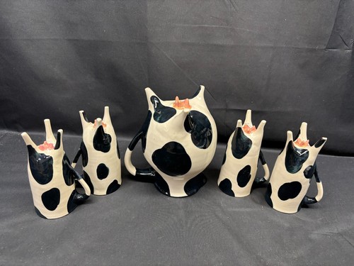 5 Piece Lot ~ Vintage "COW" 48 oz Pitcher and (4) Footed Mugs ~ 5 1/2" Tall - Picture 6 of 9