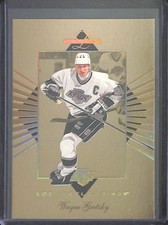 1995 Leaf Limited Gold #7 Wayne Gretzky No 2453 of 2500