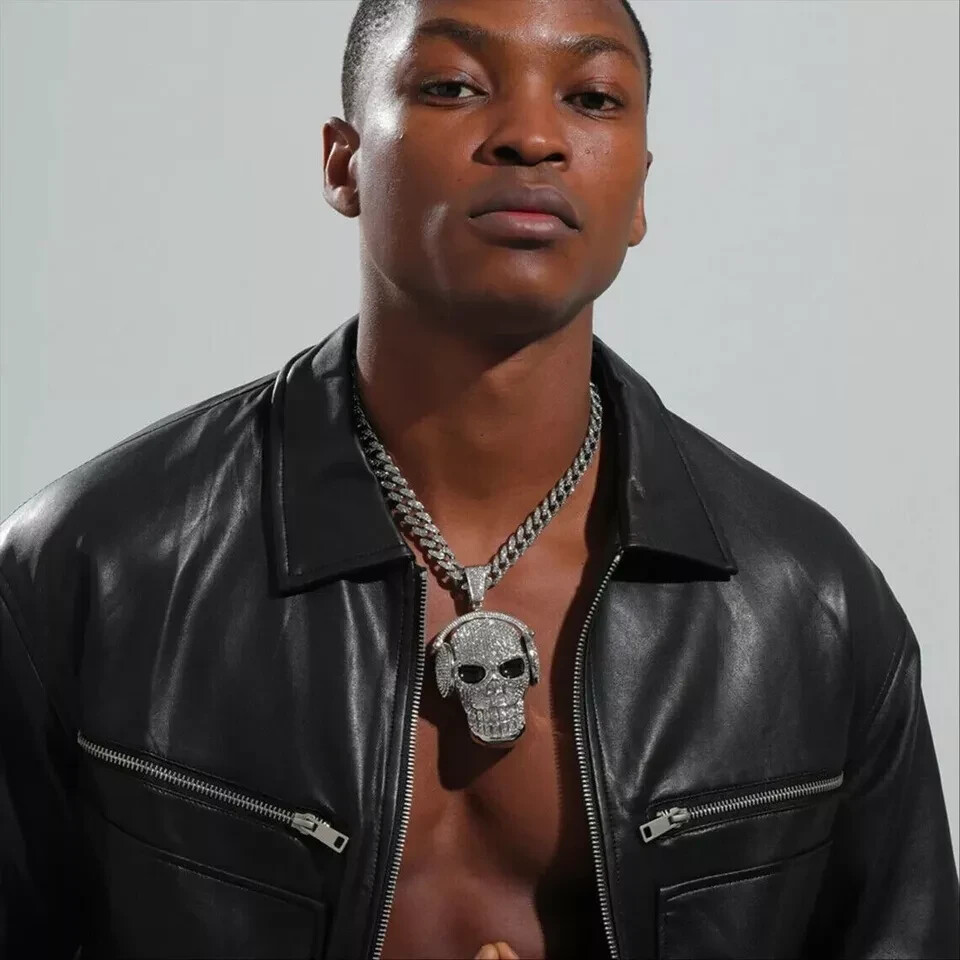 アクセサリー BIG skull TOP Big Skull With Headphones Hip-Hop Style Pave Set Cubic