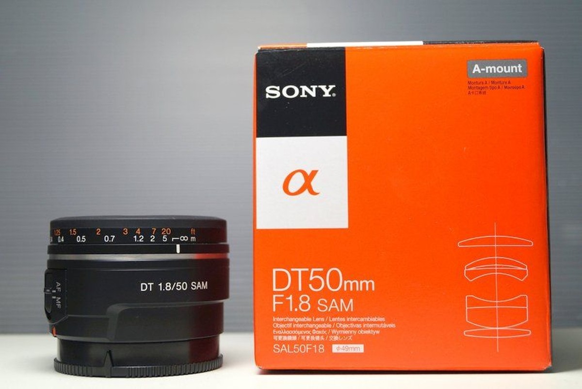 Sony DT 50mm F1.8 SAM SAL50F18 Lens NEW from Japan Sony DT 50mm F1.8 SAM SAL50F18 Lens NEW from Japan