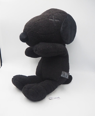 UNIQLO - KAWS スヌーピー UNIQLO BLACK（S/L）WHITE（S） KAWS x Peanuts x UNIQLO 'Snoopy Joe KAWS' Graphic Art T
