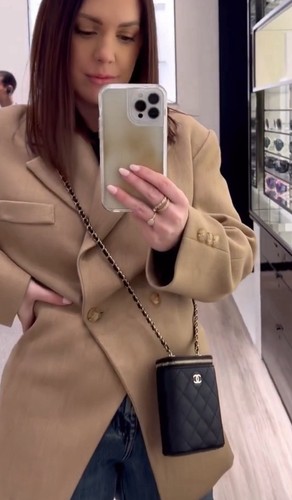 Chanel Caviar Vanity Bag - Brand New Retails $3950 - Picture 2 of 13