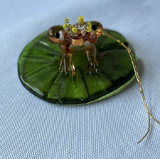 Glass Frog Figurine on Lily Pad Collectible Decorative Sculpture