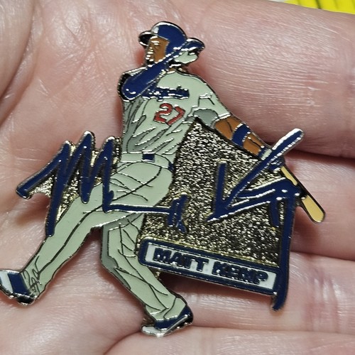 Los Angeles Dodgers Silver Tone Matt Kemp Pin Signature Action MLB 2012 - Picture 2 of 11