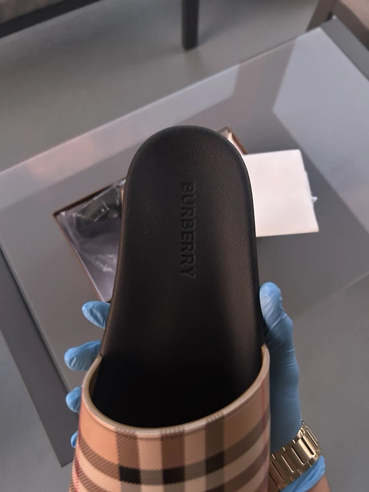 Burberry Women's Furley Vintage Check Slides Size 7 - Beige/Brown 8024232 - Image 2 of 4