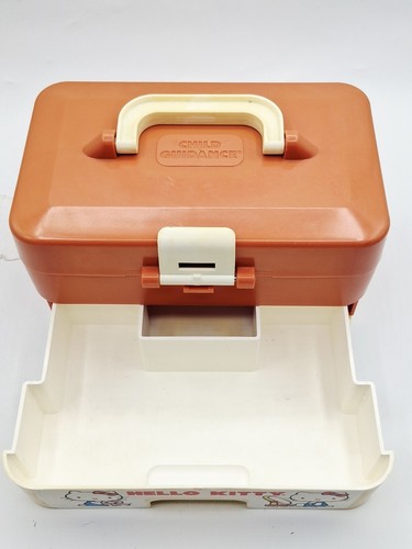 Scatola portagioie musica plastica Hello Kitty guida bambino Sanrio 1983 vintage funzionante - Foto 4 di 11