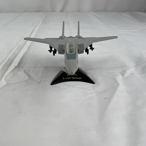 Maisto Tailwinds - F-14A Tomcat US Navy - Picture 2 of 8