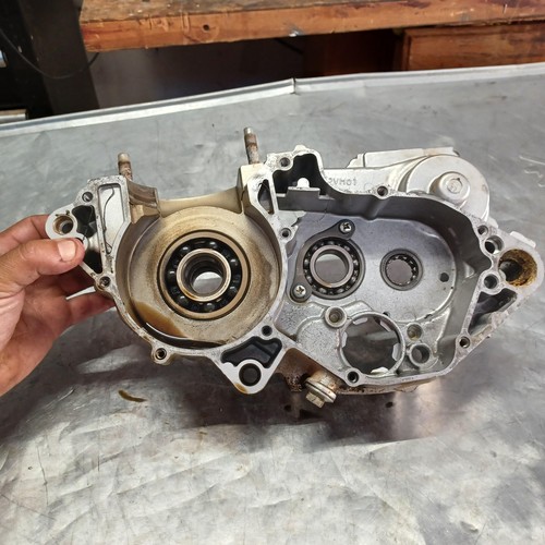 1994 Yamaha Yz250 Right Engine Motor Crankcase Crank Cases Block