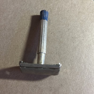 Vintage 1956 Gillette Blue Tip Super Speed DE Safety Razor Made USA W/2 Blades