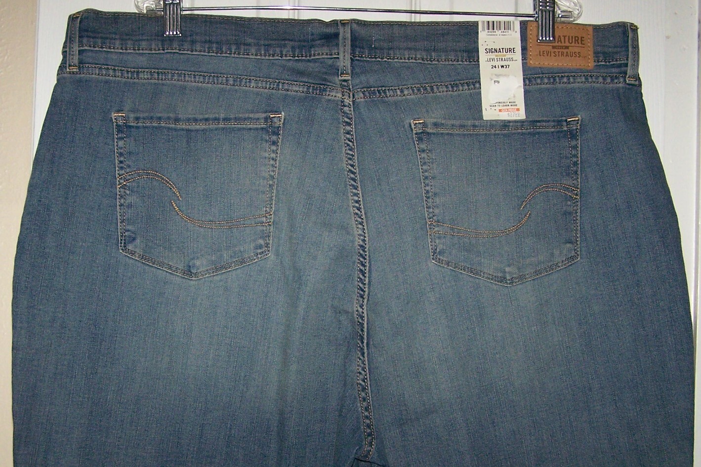 Foto 11 di 14