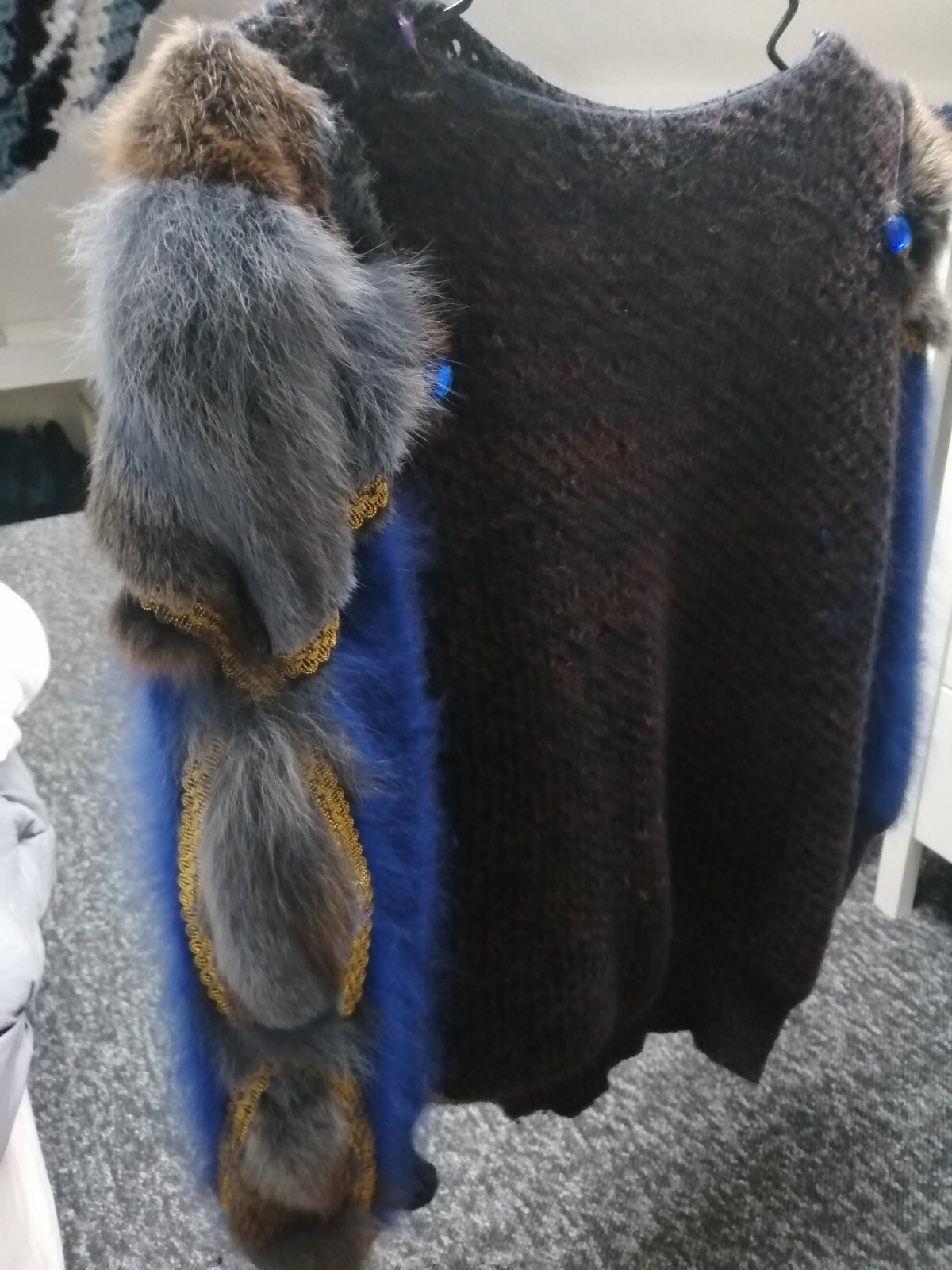 Picture 3 of 12