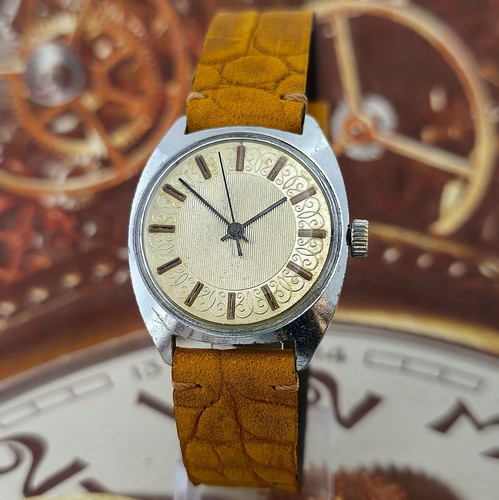 Vintage Watch USSR RAKETA 2609.НА Yellow Dial Rare SOVIET Wristwatch 19 Jewels - Picture 5 of 24
