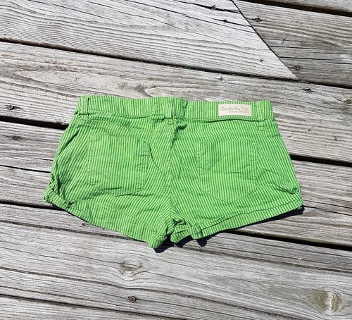 Celebrity Pink Green Pin Striped Punk Rock Kawaii Cute Summer Mini Shorts Size 1 - Picture 3 of 3