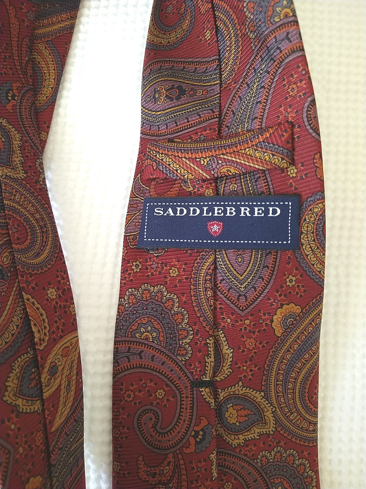 Cravate Homme Ardsley En Soie 100% - Motif Paisley Jaune Ivoire Rouge Bleu - Occasion Très Bon État