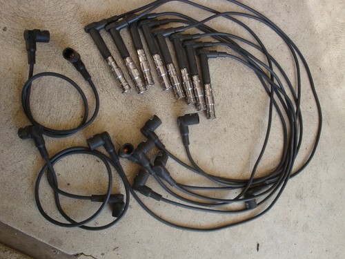 MERCEDES R129 W124 W140 500SL S500 400E SPARK PLUG WIRES COMPLETE SET BREMI - 第 1/5 張圖片