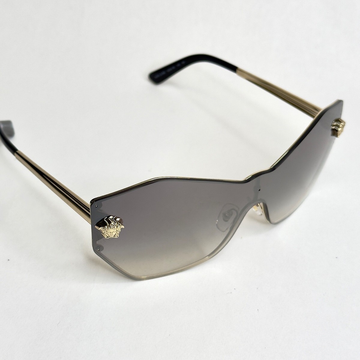 NWT & Box Versace Glam Stud Medusa Head Sunglasses VE2182 VERSACE GLAM Stud Medusa Head 2182 Gray Mirrored Gold VE2182  main image 2