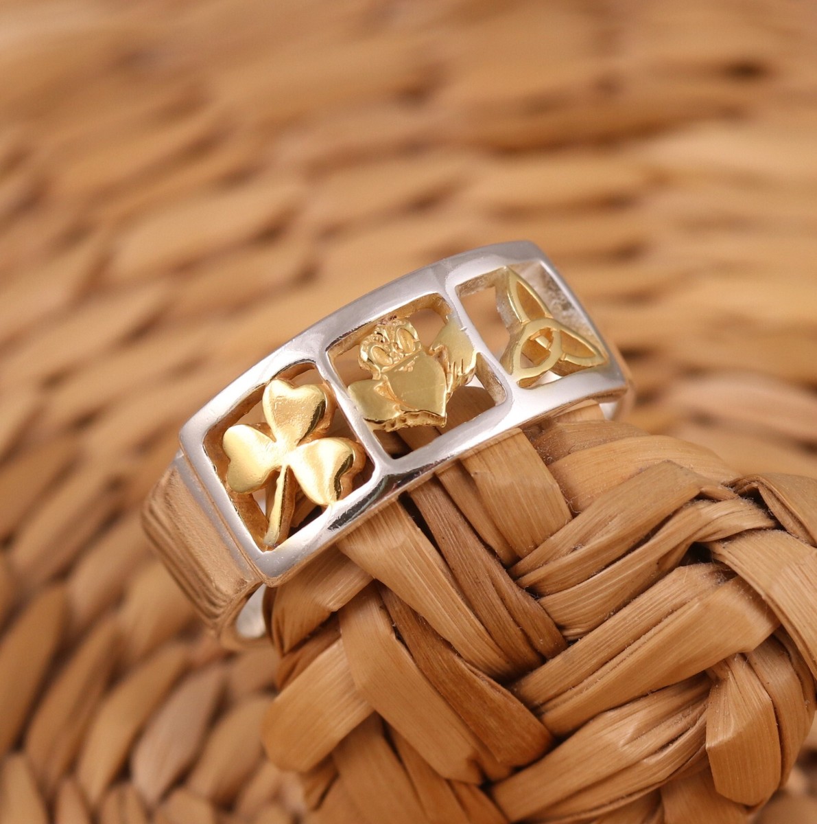 Claddagh Gold Men's Texas Map Ring - .925 Sterling Silver Textured Band, Multiple Sizes