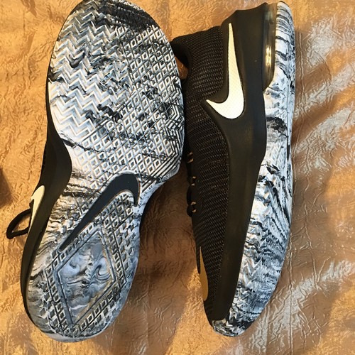 BOYS NIKE AIR MAX INFURIATE 2 BLACK METALLIC GOLD ANTHRACITE BASKETBALL SHOES 5 - Picture 3 of 9