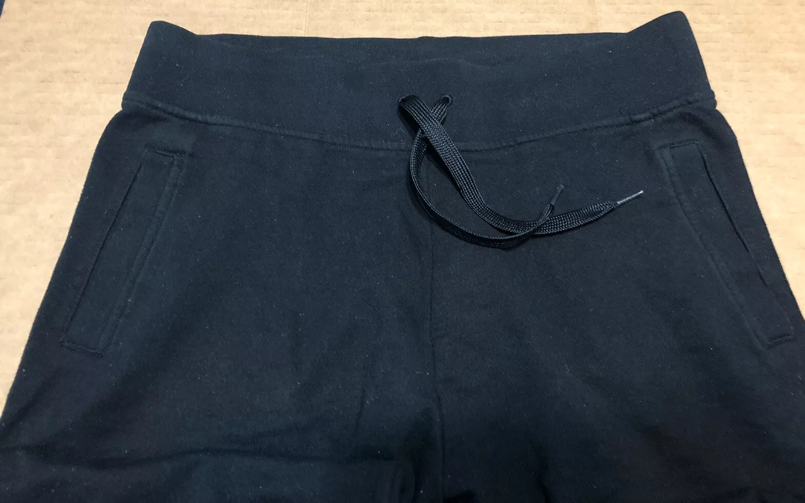 victoria-secret-vs joggers graphics on backside pockets sweatpants