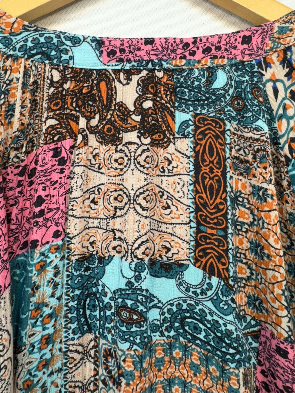 Umgee Womens Patchwork Pattern Long Sleeve Shirt … - image 11