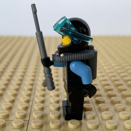 LEGO Aquazone, Aquaraiders 2: Diver 9, SPEARGUN, aqu026, 7776, SHIPWRECK, 2007 - Picture 5 of 6